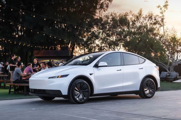 特斯拉Model 3與Model Y新增Standard車型 精簡配備降價搶市！ 20826