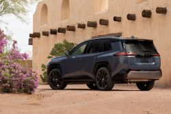新一代豐田RAV4北美上市預告、入門折合免百萬？台灣同月接單？ 20875