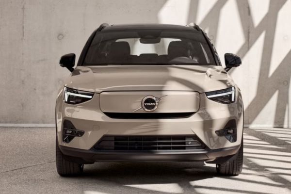 EX40降價硬剛雙B！豪華純電休旅三強戰開打 2462