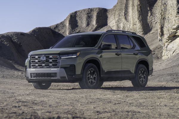 比CR-V更大、更高檔！本田旗艦三排休旅Pilot小改亮相 21004