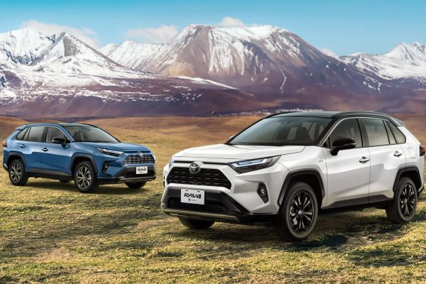 經銷端稱五代Toyota RAV4汽油版完售 油電最後出清！ 21079