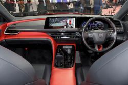 【2026台北車展】敲碗導入「最帥皇冠」！豐田Crown Sport登台首秀！ 21173